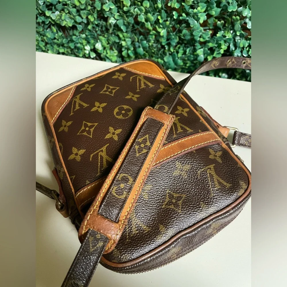Louis Vuitton - Vintage Danube Monogram Canvas Crossbody Bag - 2002